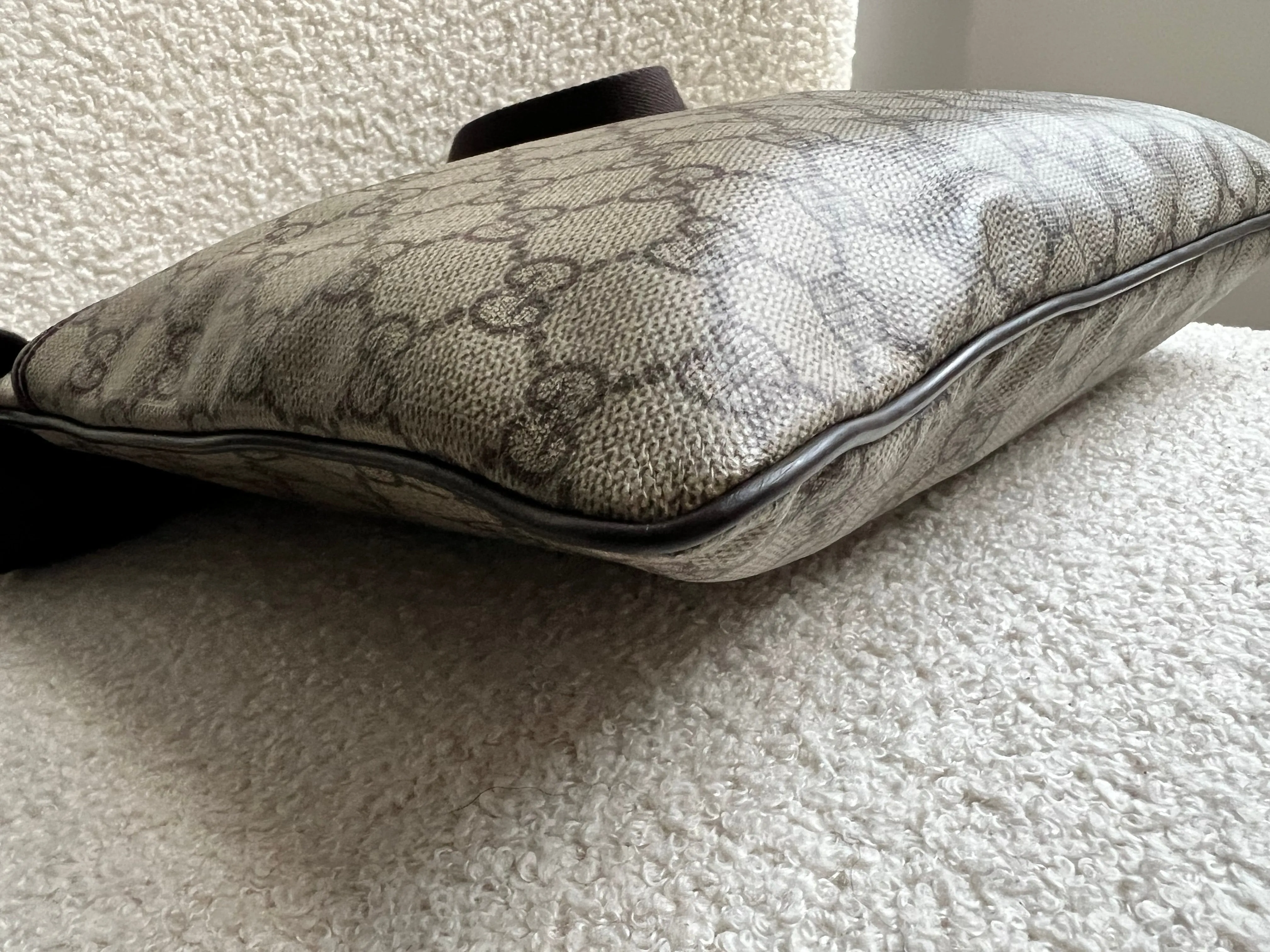 Gucci GG Canvas Slim Messenger Bag