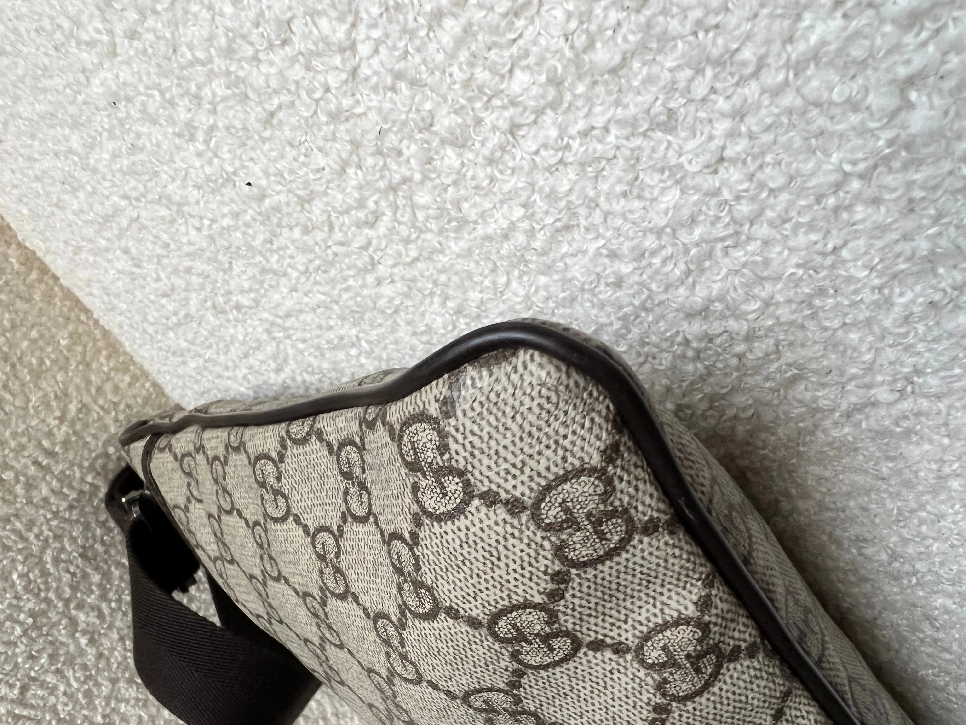 Gucci GG Canvas Slim Messenger Bag
