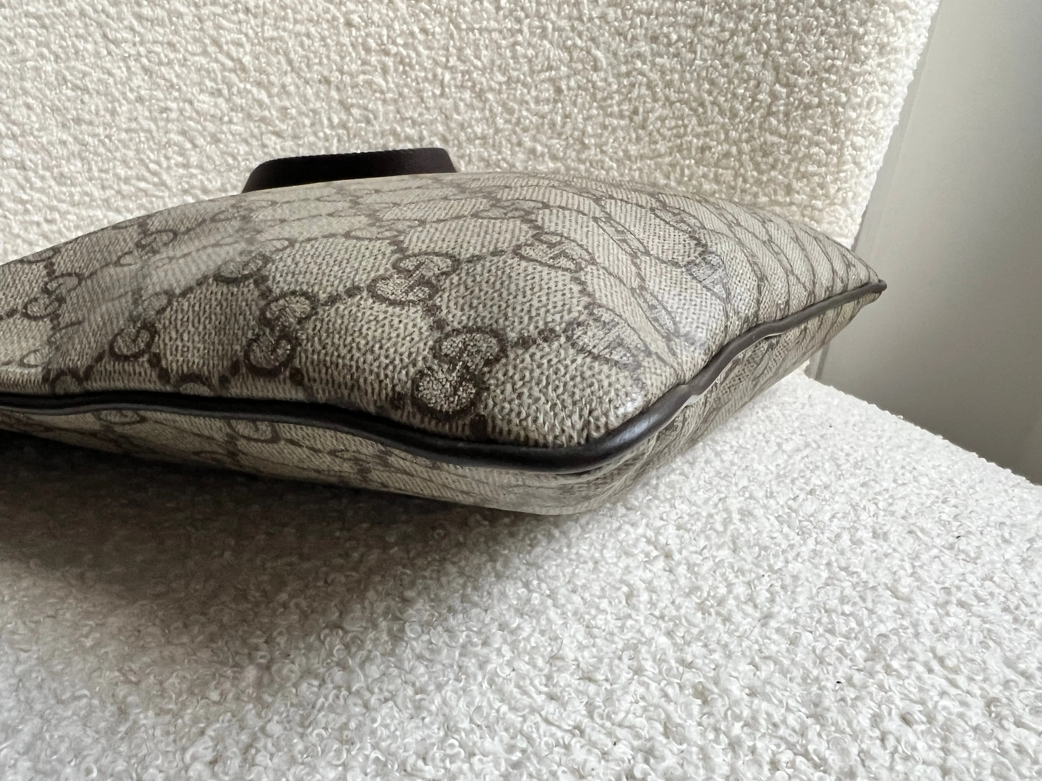 Gucci GG Canvas Slim Messenger Bag