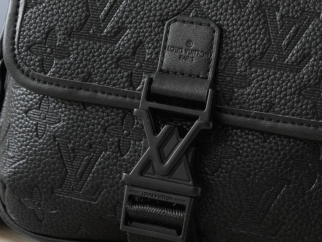 LV Getaway Messenger Bag