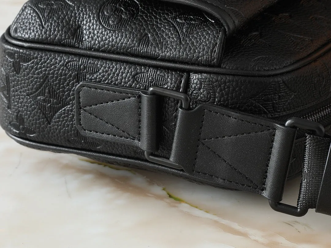 LV Getaway Messenger Bag