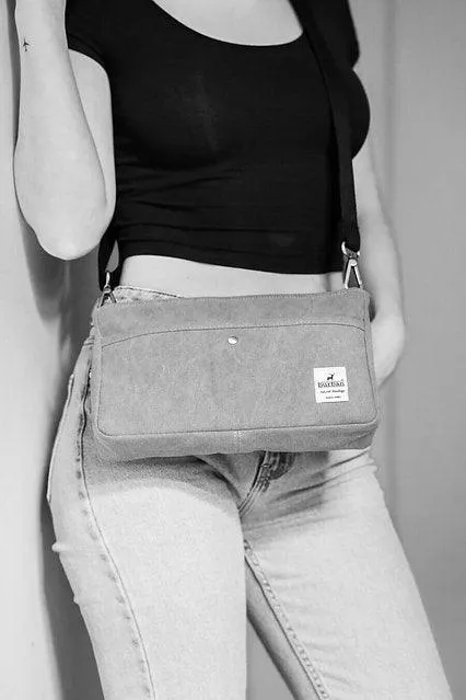 Tour Crossbody