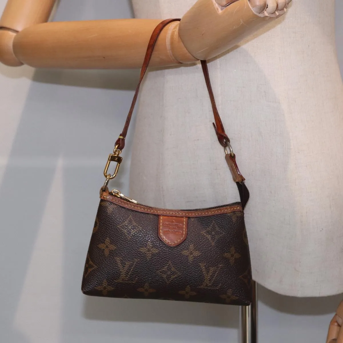 Trendy Inspired Louis Vuitton Monogram Mini Pochette Delight Full Pouch M40309 Lv Auth 88049