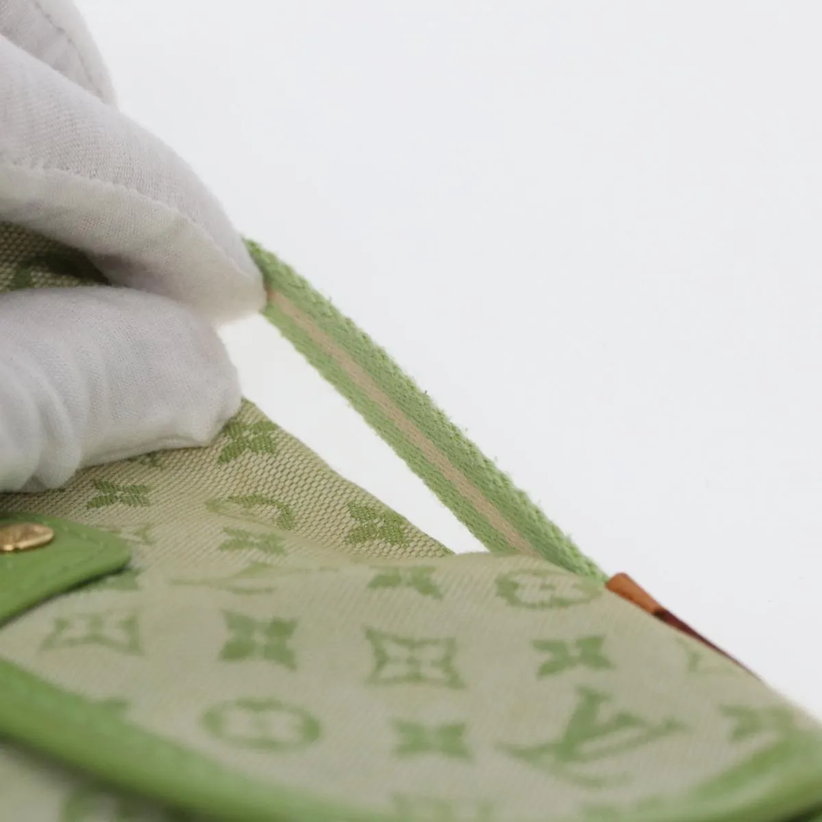 Trendy Inspired Louis Vuitton Monogram Mini Trousse Marie Kate Pouch Green M92935 Auth 88437