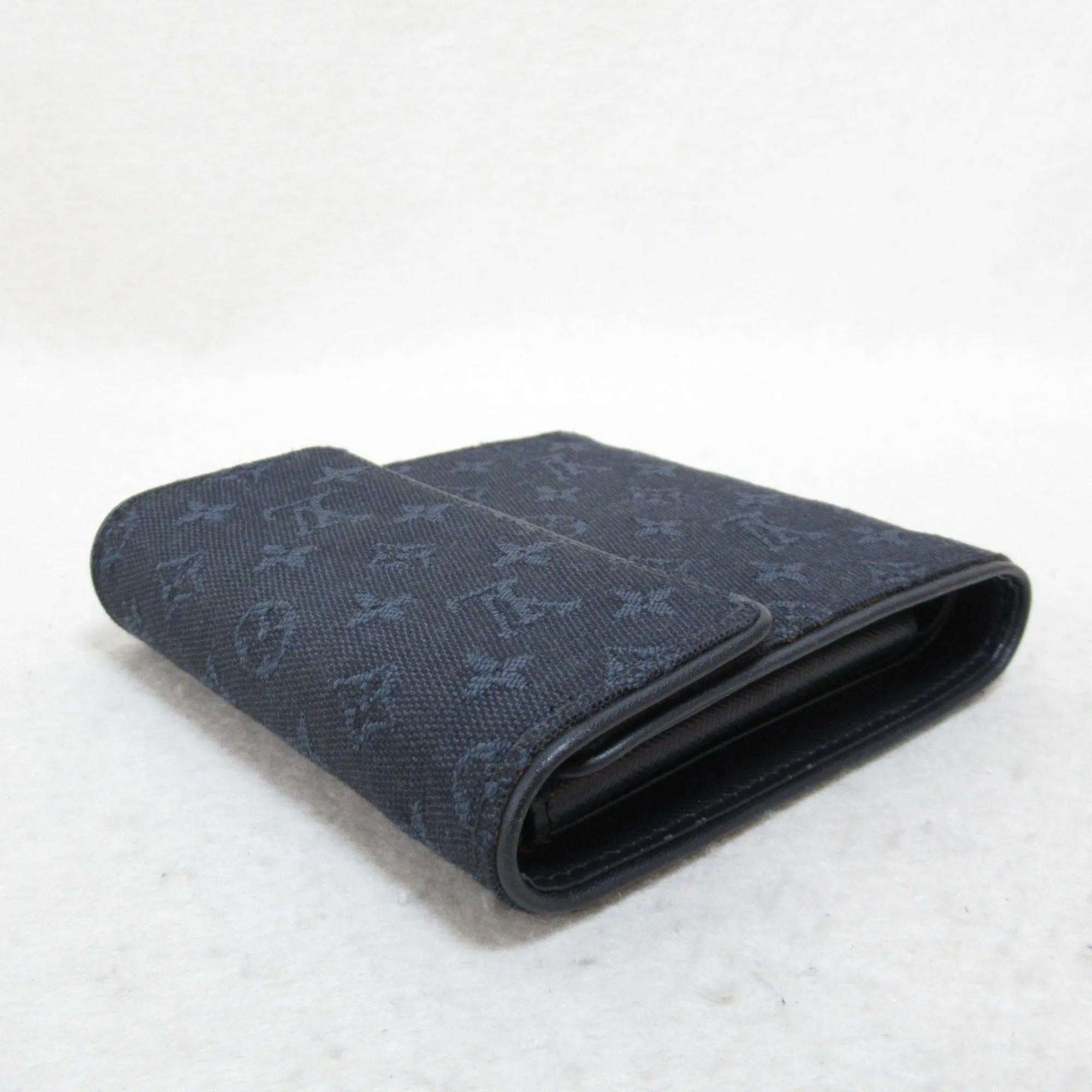 Trendy Inspired Louis Vuitton Porto Bier Carte Credit Monet Trifold Wallet Blue Tst Blue Monogram Mini Canvas M92439